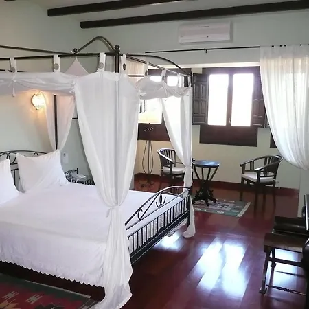 Отель Cortijo Puerto El Peral Альмохия